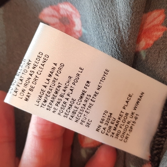 Cleobella Phoebe Floral Ruffled Bell Sleeve Blouse black red small - Picture 7 of 9